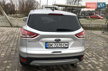 Позашляховик / Кросовер Ford Escape 2015 в Острозі