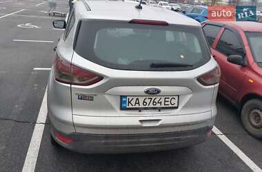 Внедорожник / Кроссовер Ford Escape 2012 в 