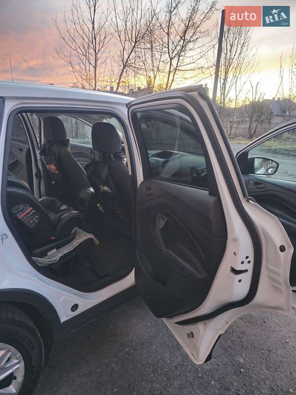 Внедорожник / Кроссовер Ford Escape 2013 в Жовкве