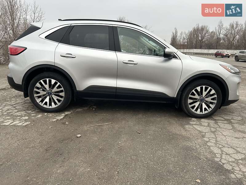 Внедорожник / Кроссовер Ford Escape 2020 в Днепре