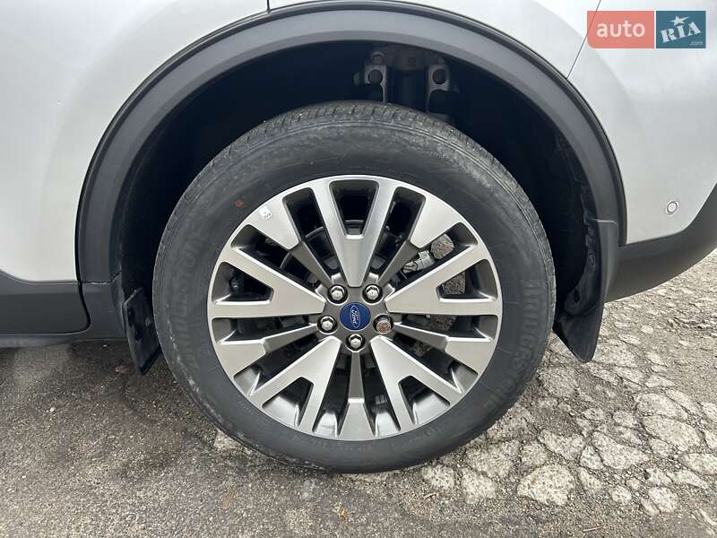 Внедорожник / Кроссовер Ford Escape 2020 в Днепре