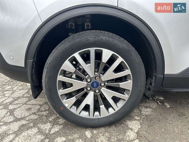 Внедорожник / Кроссовер Ford Escape 2020 в Днепре