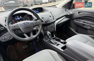 Внедорожник / Кроссовер Ford Escape 2019 в Киеве