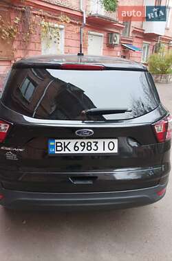 Позашляховик / Кросовер Ford Escape 2016 в Рівному