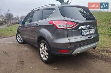 Внедорожник / Кроссовер Ford Escape 2013 в Ружине