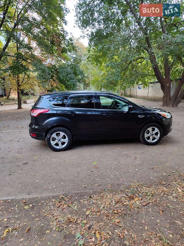 Внедорожник / Кроссовер Ford Escape 2013 в Днепре