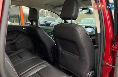 Внедорожник / Кроссовер Ford Escape 2019 в 