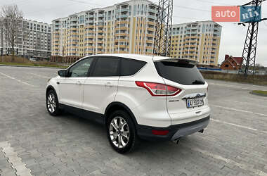 Внедорожник / Кроссовер Ford Escape 2012 в 