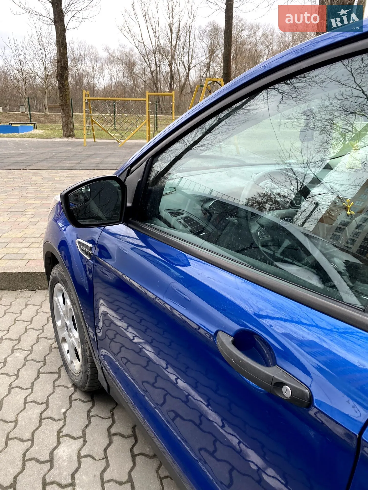 2017 Ford Escape - мініатюра 3