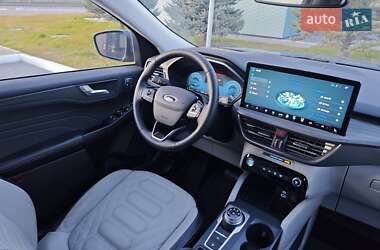Внедорожник / Кроссовер Ford Escape 2023 в 