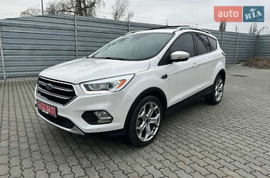 Позашляховик / Кросовер Ford Escape 2017 в Кременчуці