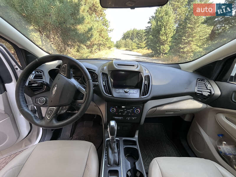 Внедорожник / Кроссовер Ford Escape 2018 в Кременчуге