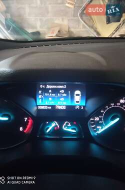 Внедорожник / Кроссовер Ford Escape 2018 в 