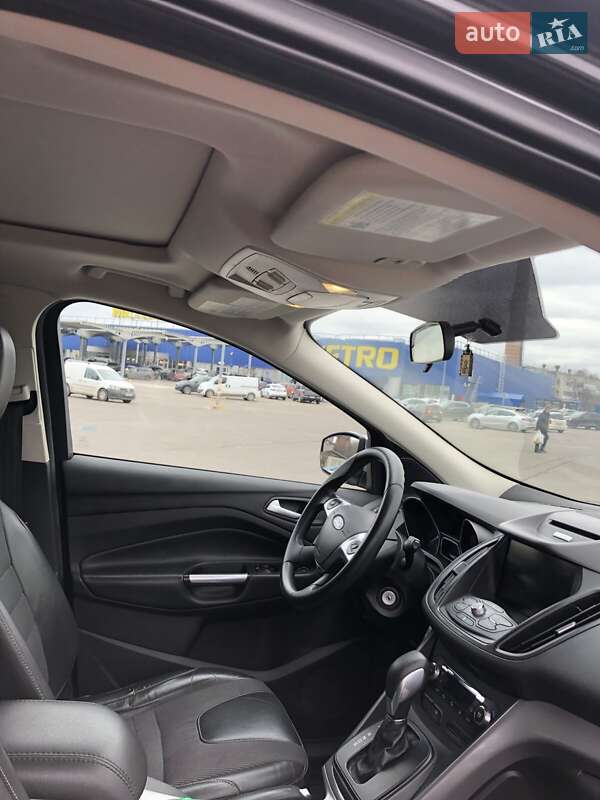 Внедорожник / Кроссовер Ford Escape 2015 в Львове