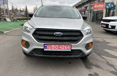 Позашляховик / Кросовер Ford Escape 2017 в Одесі