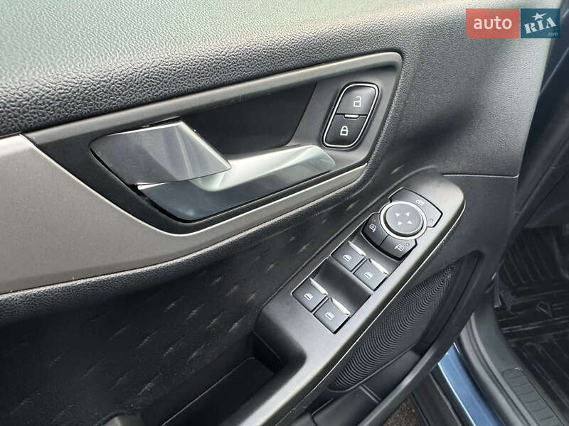 Внедорожник / Кроссовер Ford Escape 2020 в Ровно фото 36 Внедорожник / Кроссовер Ford Escape 2020 в Ровно