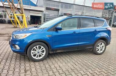 Внедорожник / Кроссовер Ford Escape 2017 в Николаеве