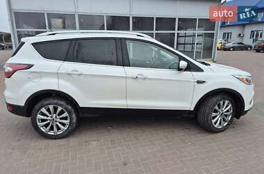 Внедорожник / Кроссовер Ford Escape 2016 в Ровно