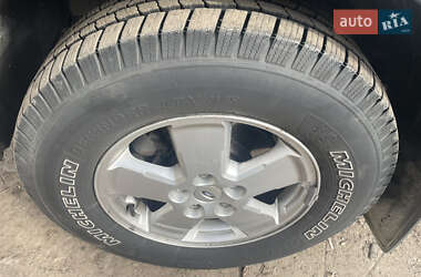 Внедорожник / Кроссовер Ford Escape 2010 в 