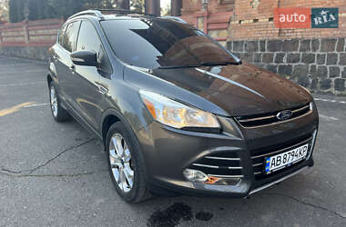 Внедорожник / Кроссовер Ford Escape 2015 в 