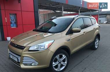 Внедорожник / Кроссовер Ford Escape 2015 в Калуше