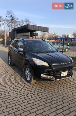 Внедорожник / Кроссовер Ford Escape 2015 в 