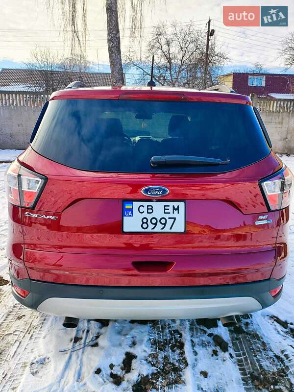 Внедорожник / Кроссовер Ford Escape 2017 в Чернигове