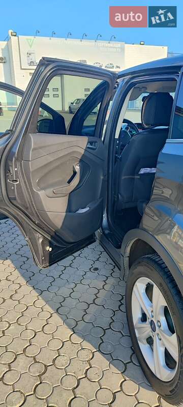 Позашляховик / Кросовер Ford Escape 2014 в Чернівцях