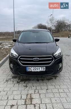 Внедорожник / Кроссовер Ford Escape 2017 в 