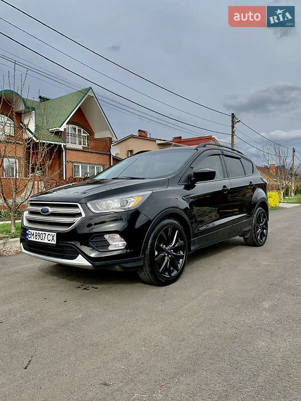 Внедорожник / Кроссовер Ford Escape 2016 в Сумах