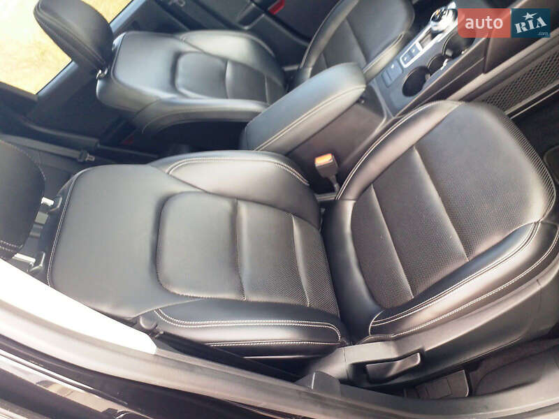 Внедорожник / Кроссовер Ford Escape 2020 в Киеве
