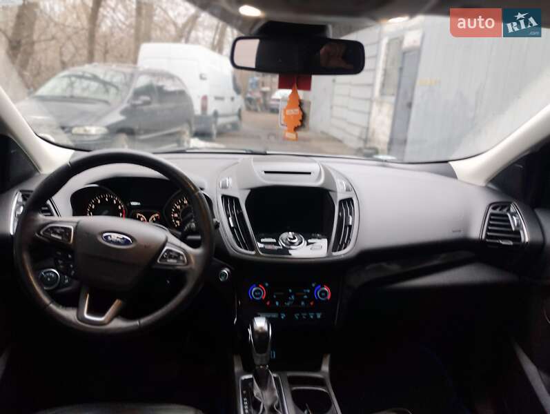 Внедорожник / Кроссовер Ford Escape 2018 в Лубнах