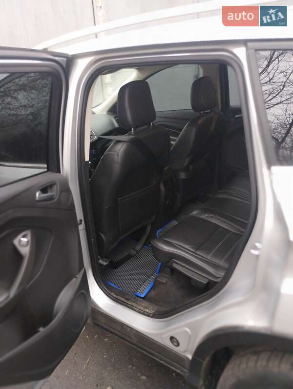 Внедорожник / Кроссовер Ford Escape 2018 в Лубнах