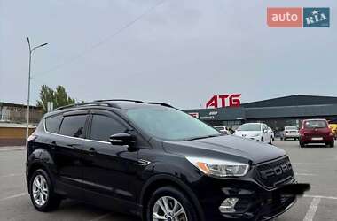 Внедорожник / Кроссовер Ford Escape 2018 в Киеве