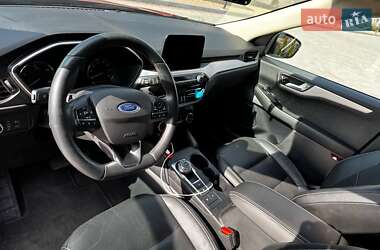 Позашляховик / Кросовер Ford Escape 2020 в Львові