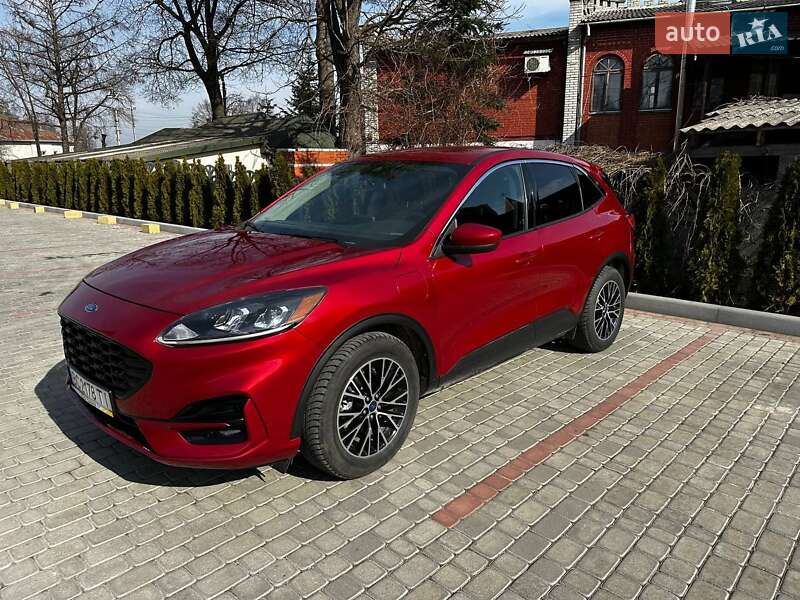 Внедорожник / Кроссовер Ford Escape 2020 в Львове