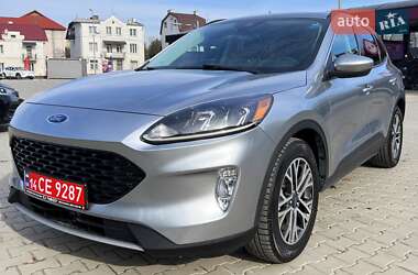 Позашляховик / Кросовер Ford Escape 2021 в Львові