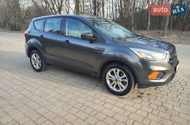 Внедорожник / Кроссовер Ford Escape 2016 в 