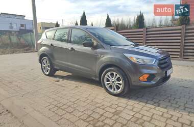 Внедорожник / Кроссовер Ford Escape 2016 в 