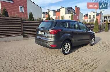 Внедорожник / Кроссовер Ford Escape 2016 в 