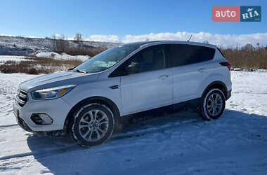 Позашляховик / Кросовер Ford Escape 2019 в Чернігові