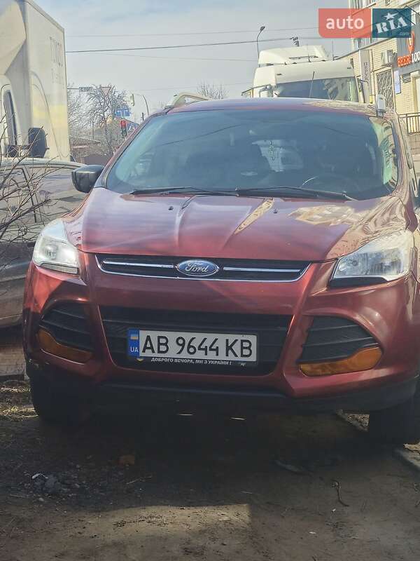 Внедорожник / Кроссовер Ford Escape 2015 в Виннице