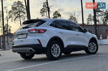 Внедорожник / Кроссовер Ford Escape 2021 в 