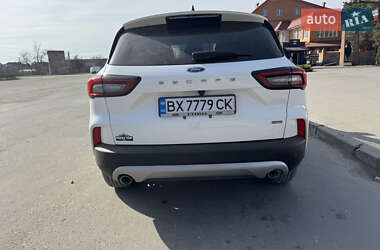 Внедорожник / Кроссовер Ford Escape 2023 в 