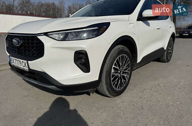 Внедорожник / Кроссовер Ford Escape 2023 в 