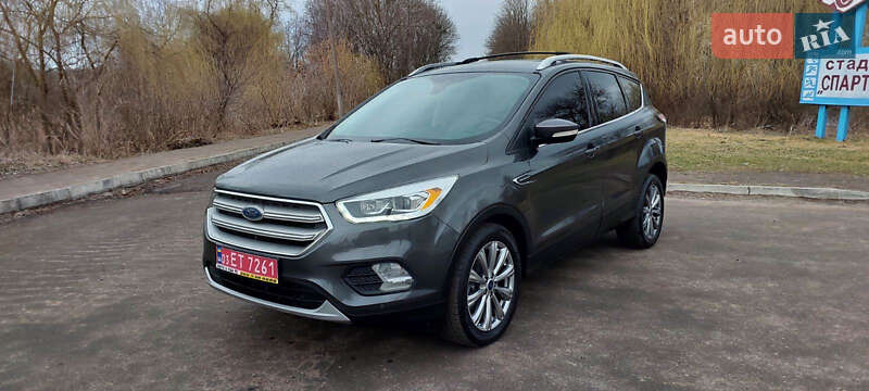 Внедорожник / Кроссовер Ford Escape 2018 в Дубно