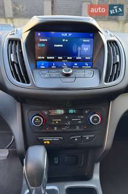 Внедорожник / Кроссовер Ford Escape 2018 в Киеве