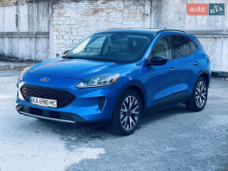 Позашляховик / Кросовер Ford Escape 2020 в Києві