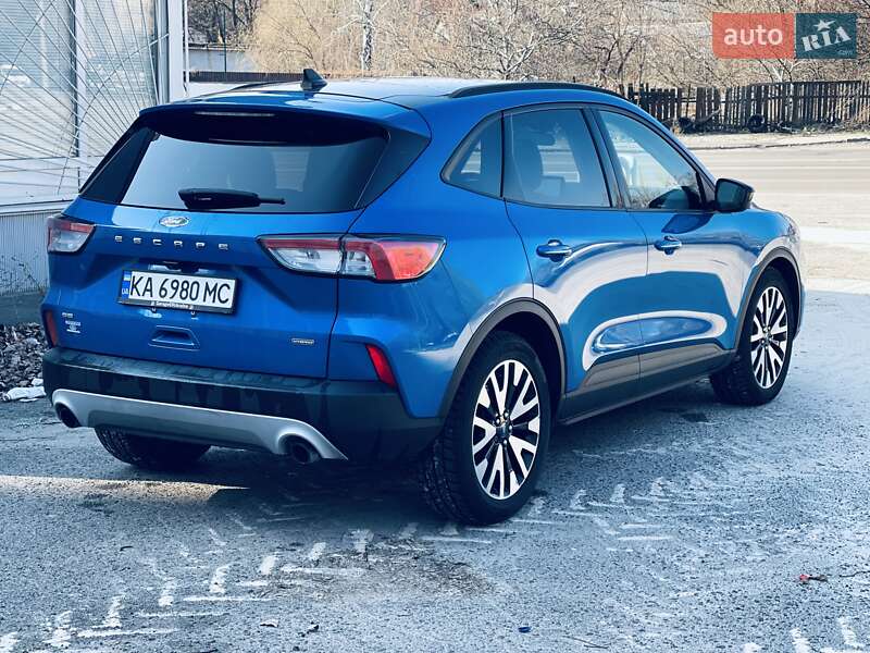 Позашляховик / Кросовер Ford Escape 2020 в Києві