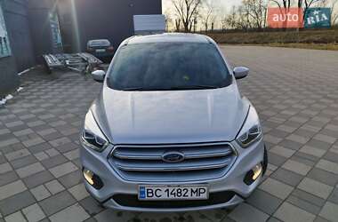 Позашляховик / Кросовер Ford Escape 2017 в 